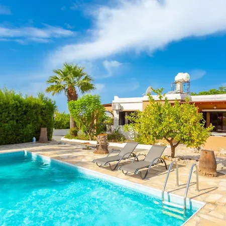 Villa Eleni Coral Bay Exterior photo