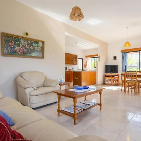 Villa Eleni Coral Bay Exterior photo